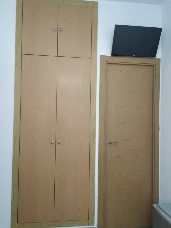 Single Room Bathroom