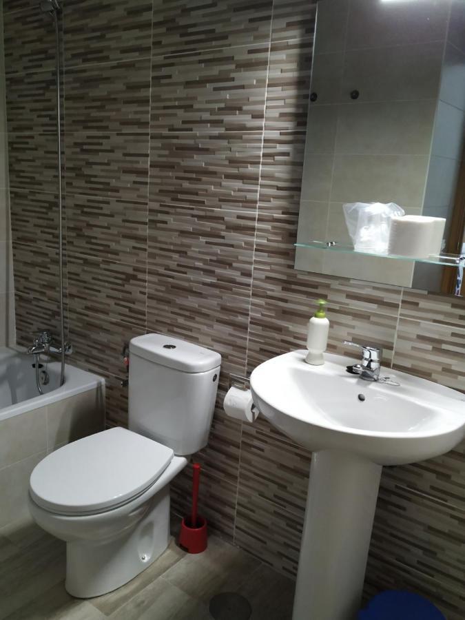 Single Room Bathroom